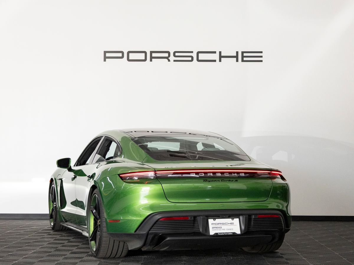 2022 Porsche Taycan Taycan Turbo S