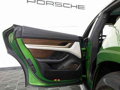 2022 Porsche Taycan Taycan Turbo S