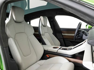2022 Porsche Taycan Taycan Turbo S