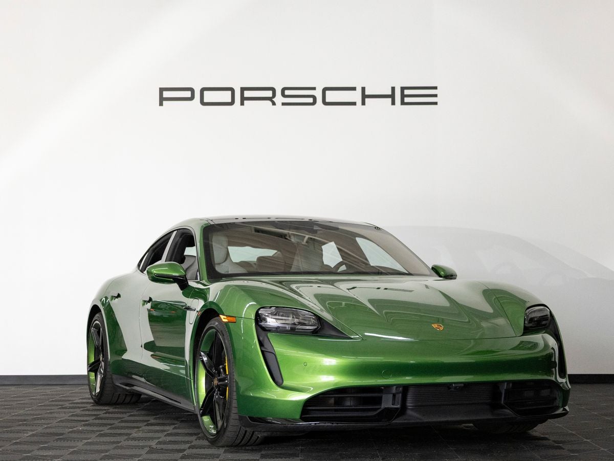 2022 Porsche Taycan Taycan Turbo S