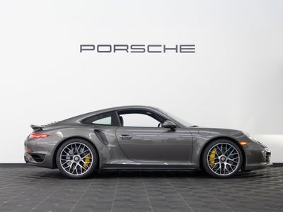 2014 Porsche 911 Turbo S