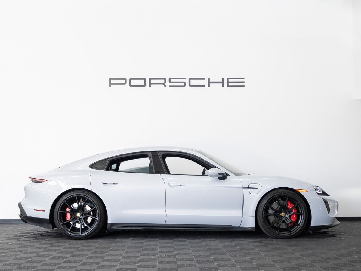 2024 Porsche Taycan Taycan GTS (MY24)