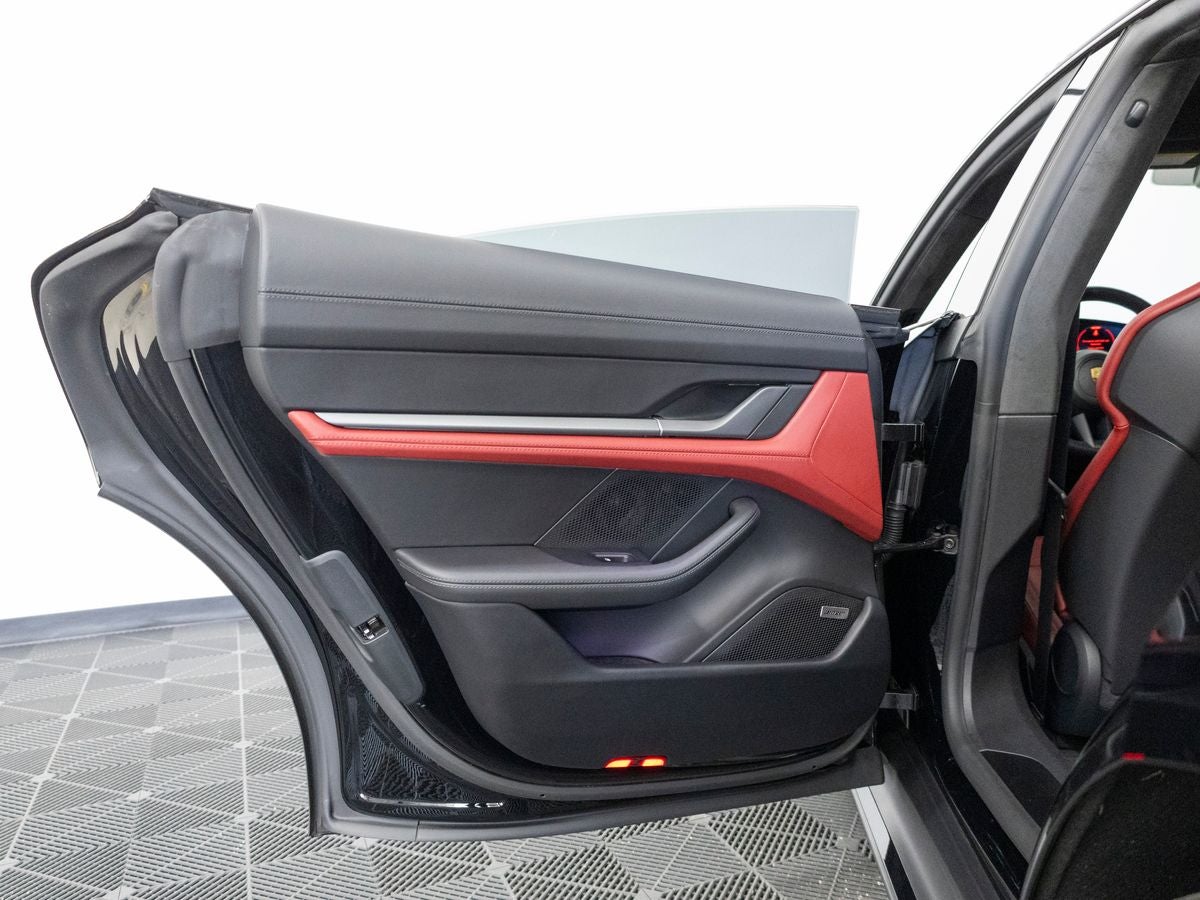 2024 Porsche Taycan Taycan GTS (MY24)