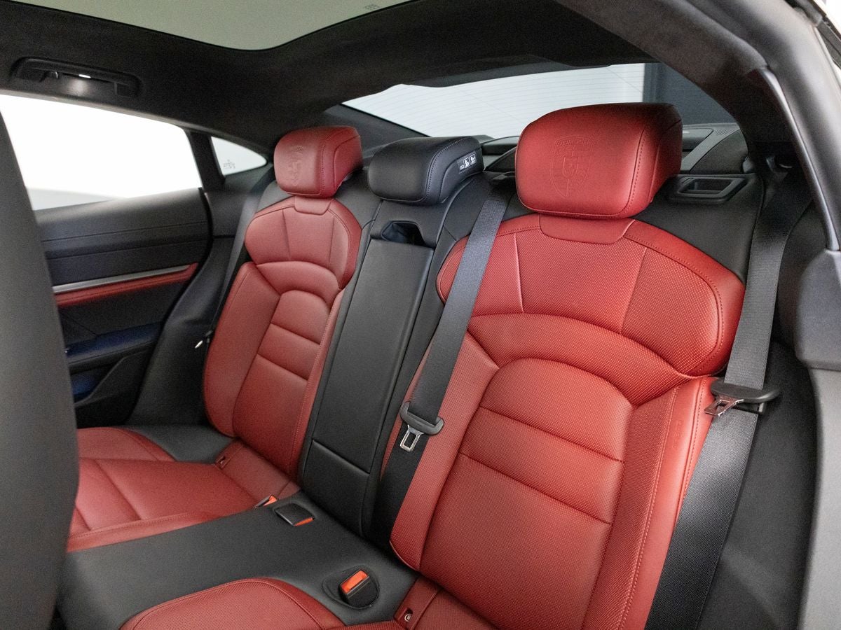 2024 Porsche Taycan Taycan GTS (MY24)