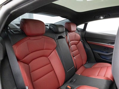 2024 Porsche Taycan Taycan GTS (MY24)