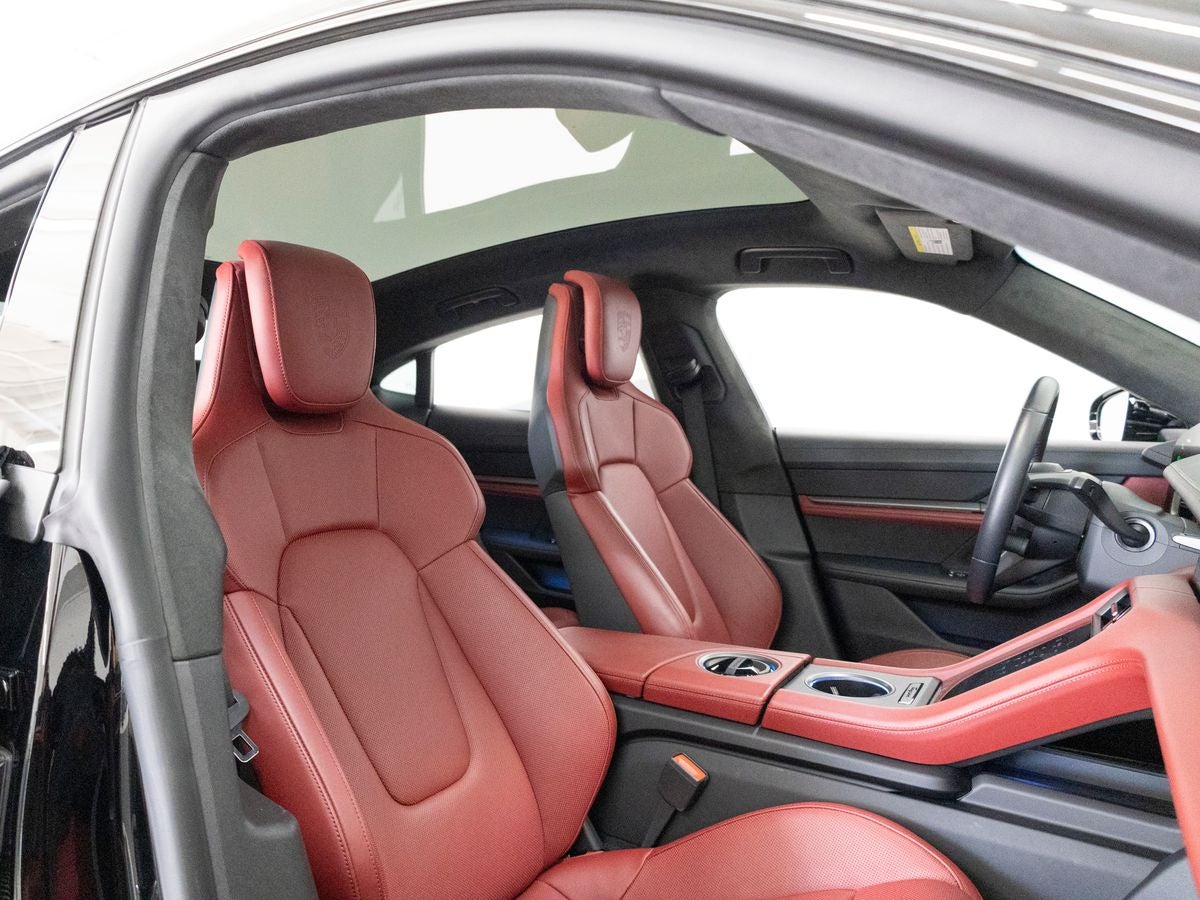 2024 Porsche Taycan Taycan GTS (MY24)