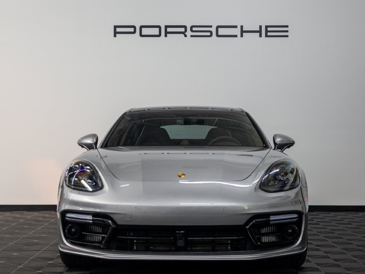 2019 Porsche Panamera Panamera GTS