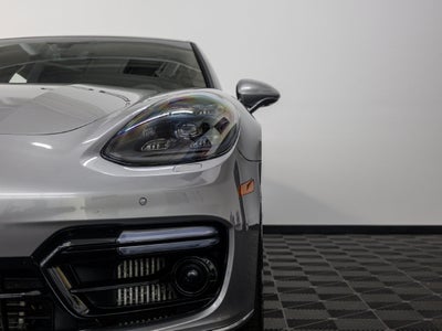 2019 Porsche Panamera Panamera GTS