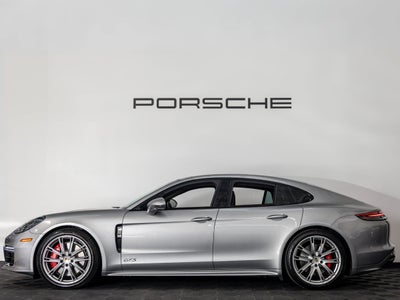 2019 Porsche Panamera Panamera GTS