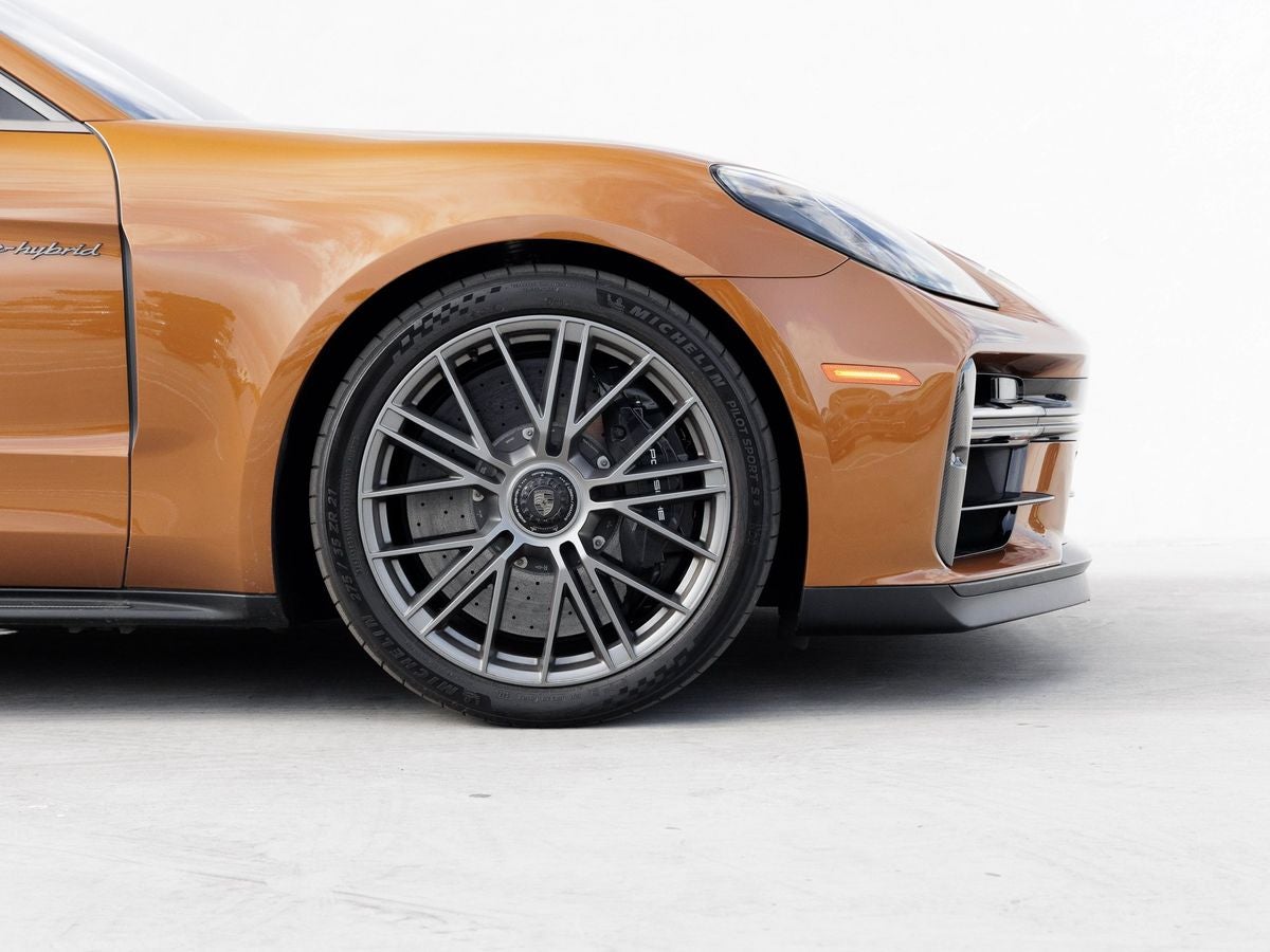 2025 Porsche Panamera Turbo S