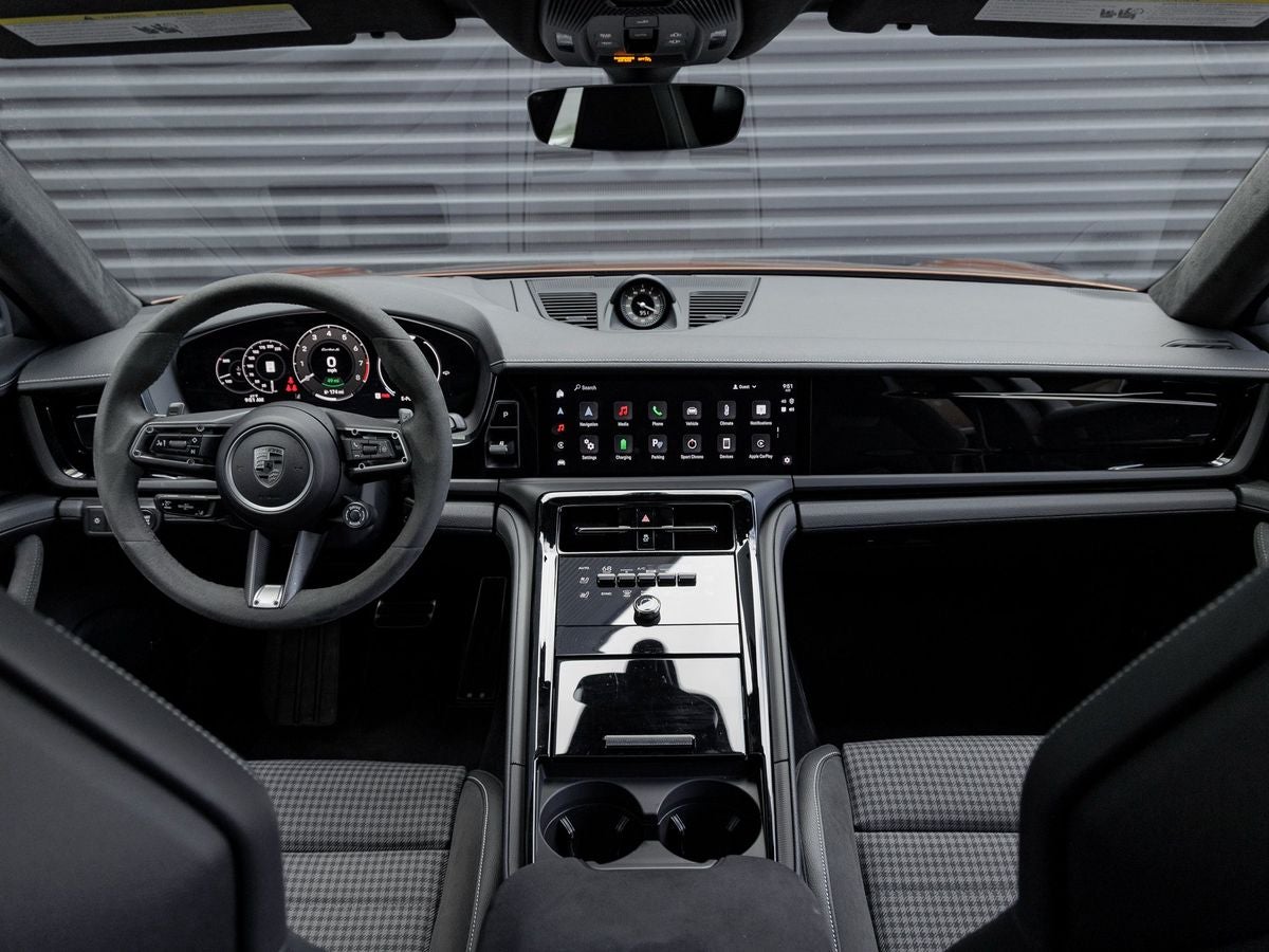 2025 Porsche Panamera Turbo S