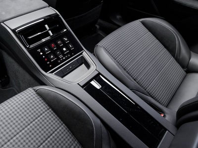 2025 Porsche Panamera Turbo S