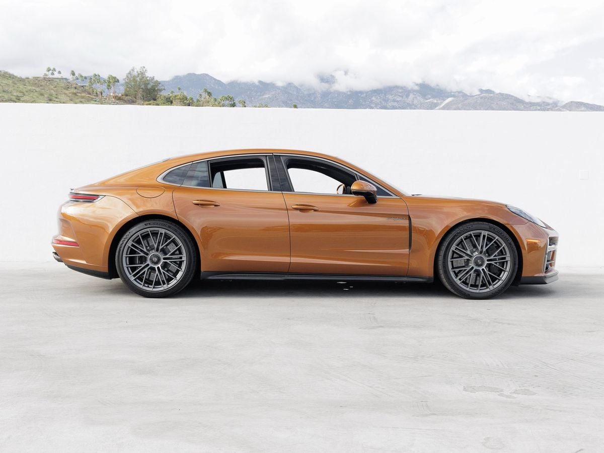 2025 Porsche Panamera Turbo S