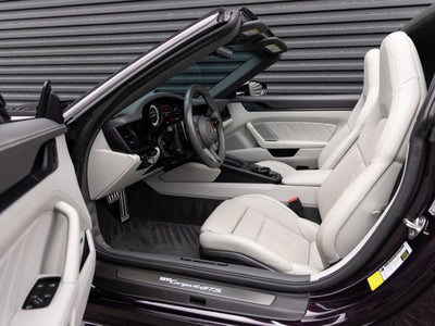 2024 Porsche 911 911 Targa 4 GTS (MY24)