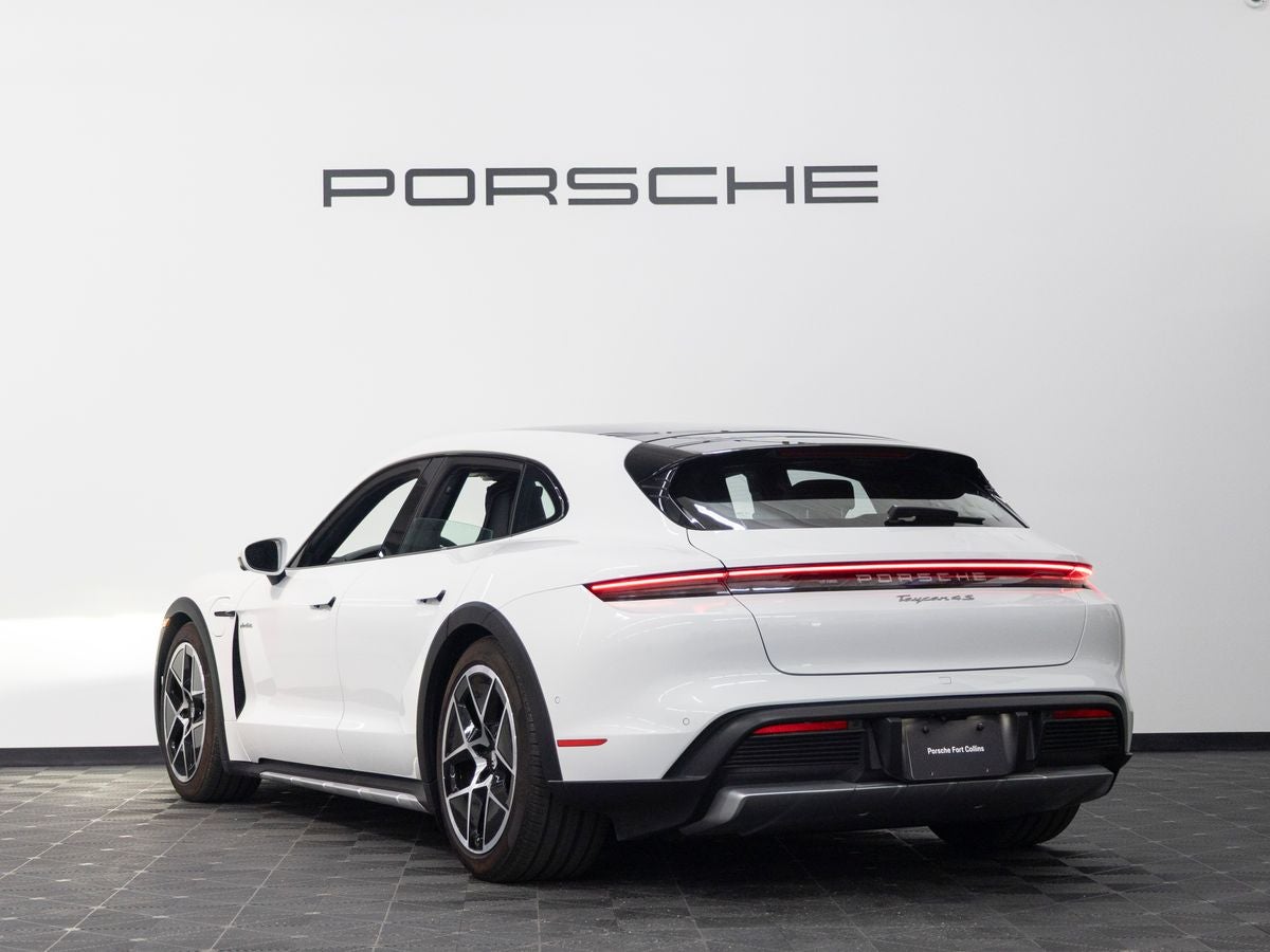 2025 Porsche Taycan 4S Cross Turismo