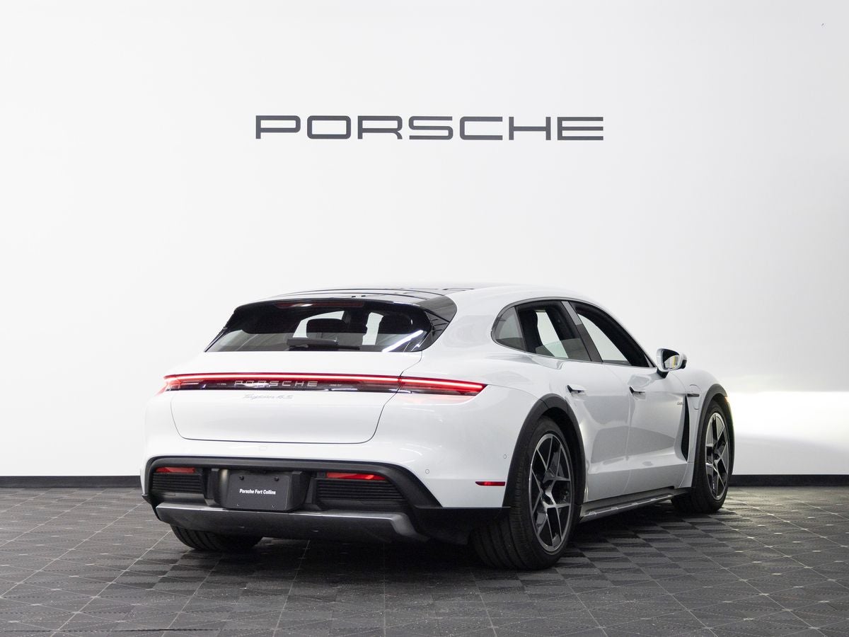 2025 Porsche Taycan 4S Cross Turismo