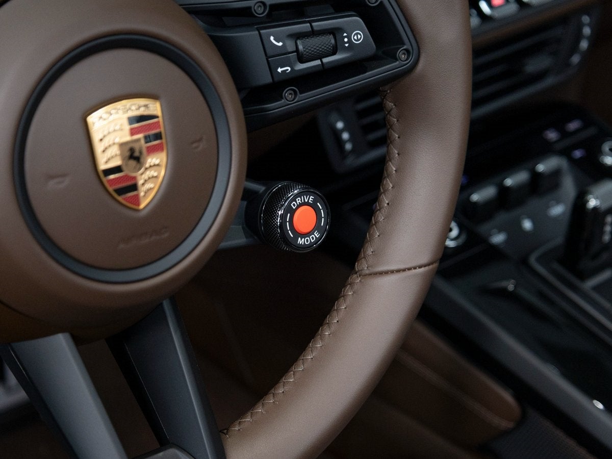 2026 Porsche 911 Carrera 4 GTS