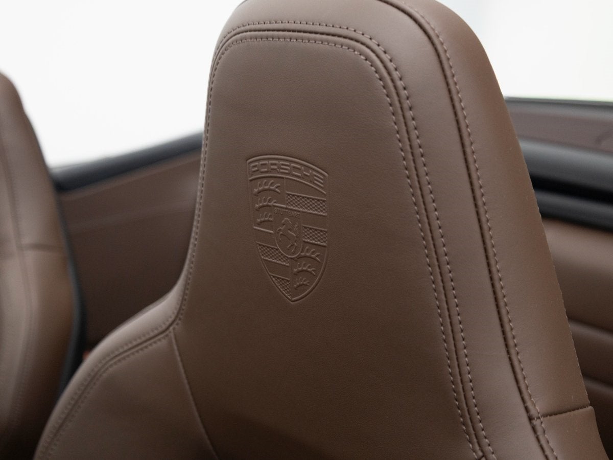 2026 Porsche 911 Carrera 4 GTS