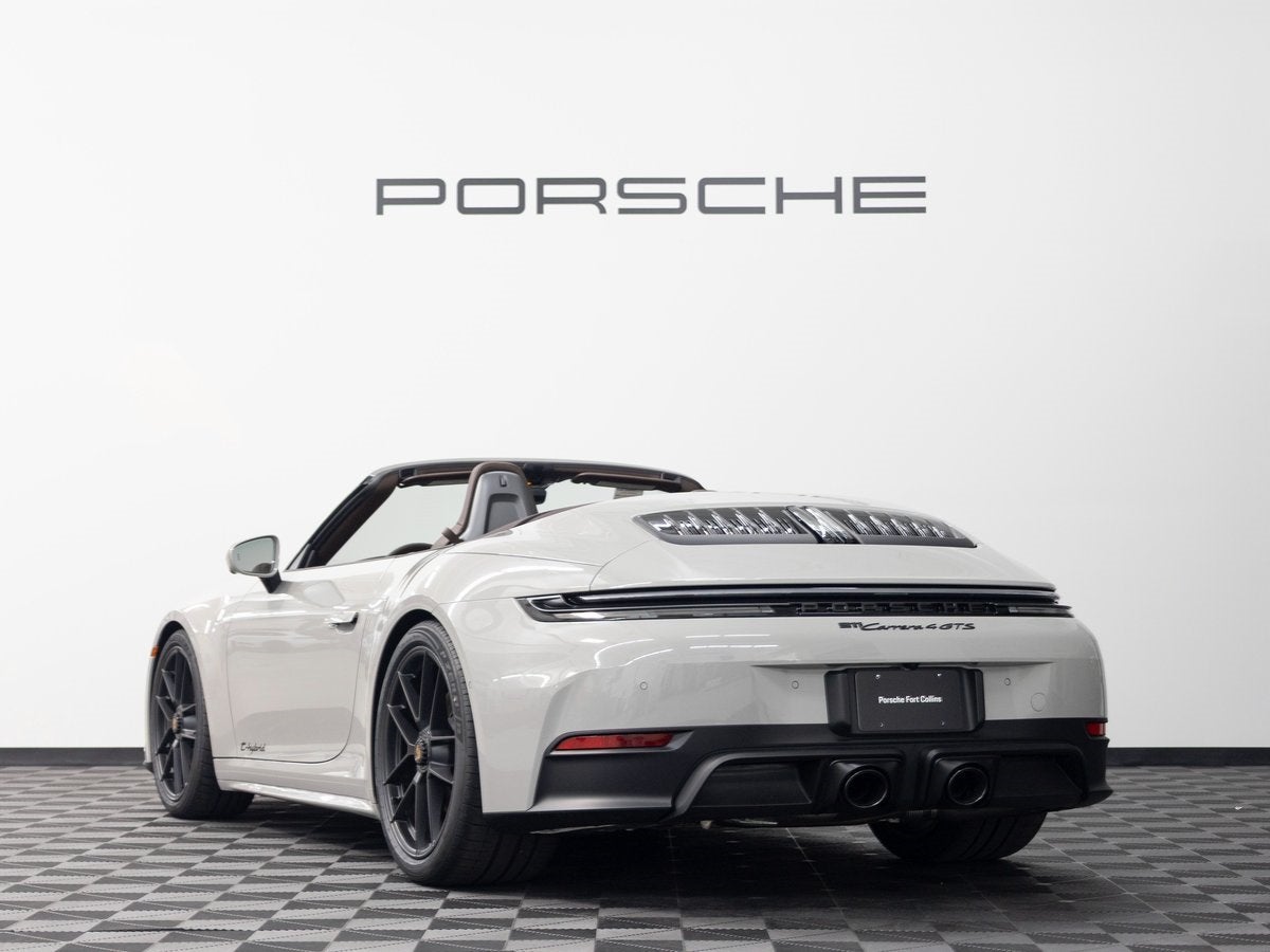 2026 Porsche 911 Carrera 4 GTS