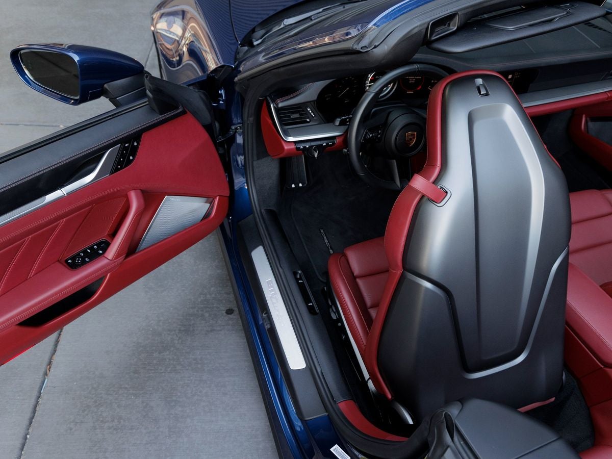 2025 Porsche 911 Turbo