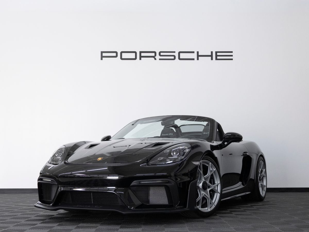 2025 Porsche 718 Spyder RS