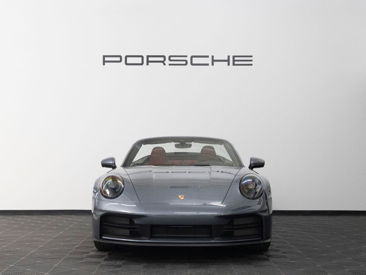 2026 Porsche 911 Carrera 4S Cabriolet