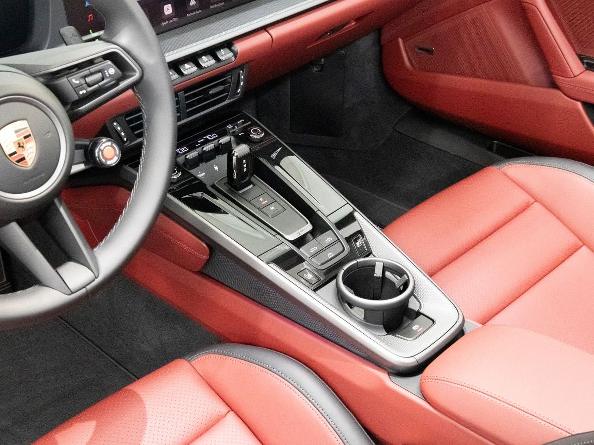 2026 Porsche 911 Carrera 4S Cabriolet