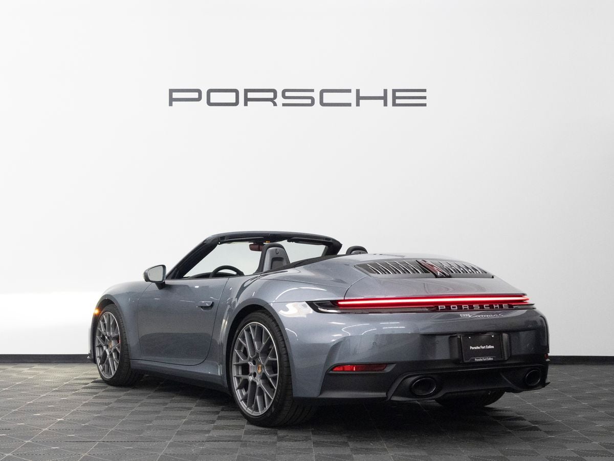 2026 Porsche 911 Carrera 4S Cabriolet