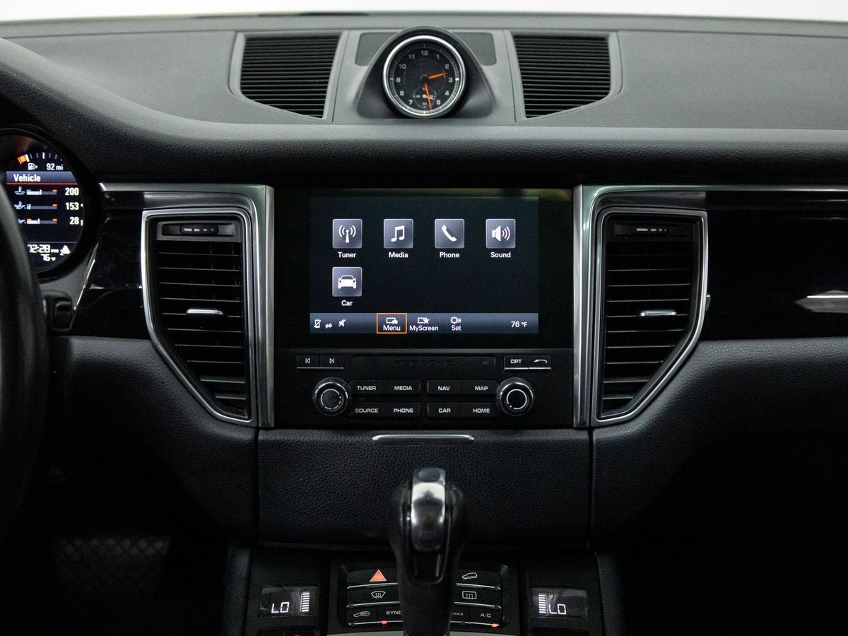 2018 Porsche Macan Macan