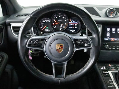 2018 Porsche Macan Macan