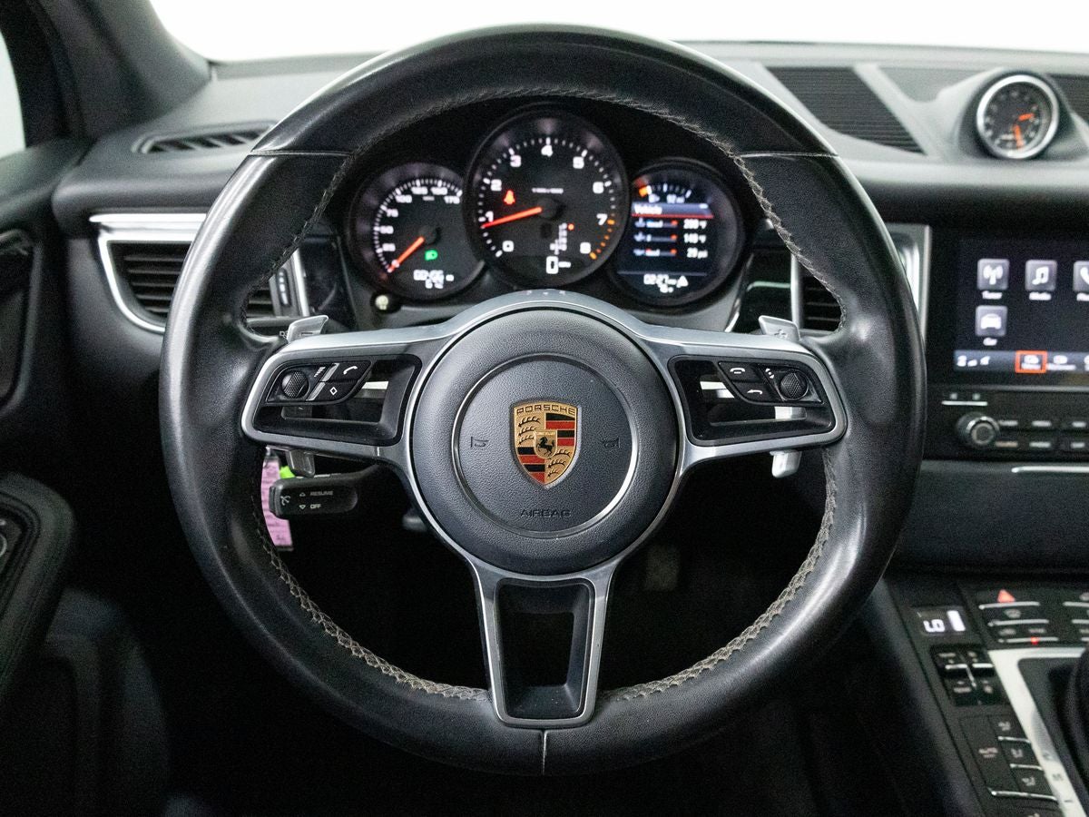 2018 Porsche Macan Macan