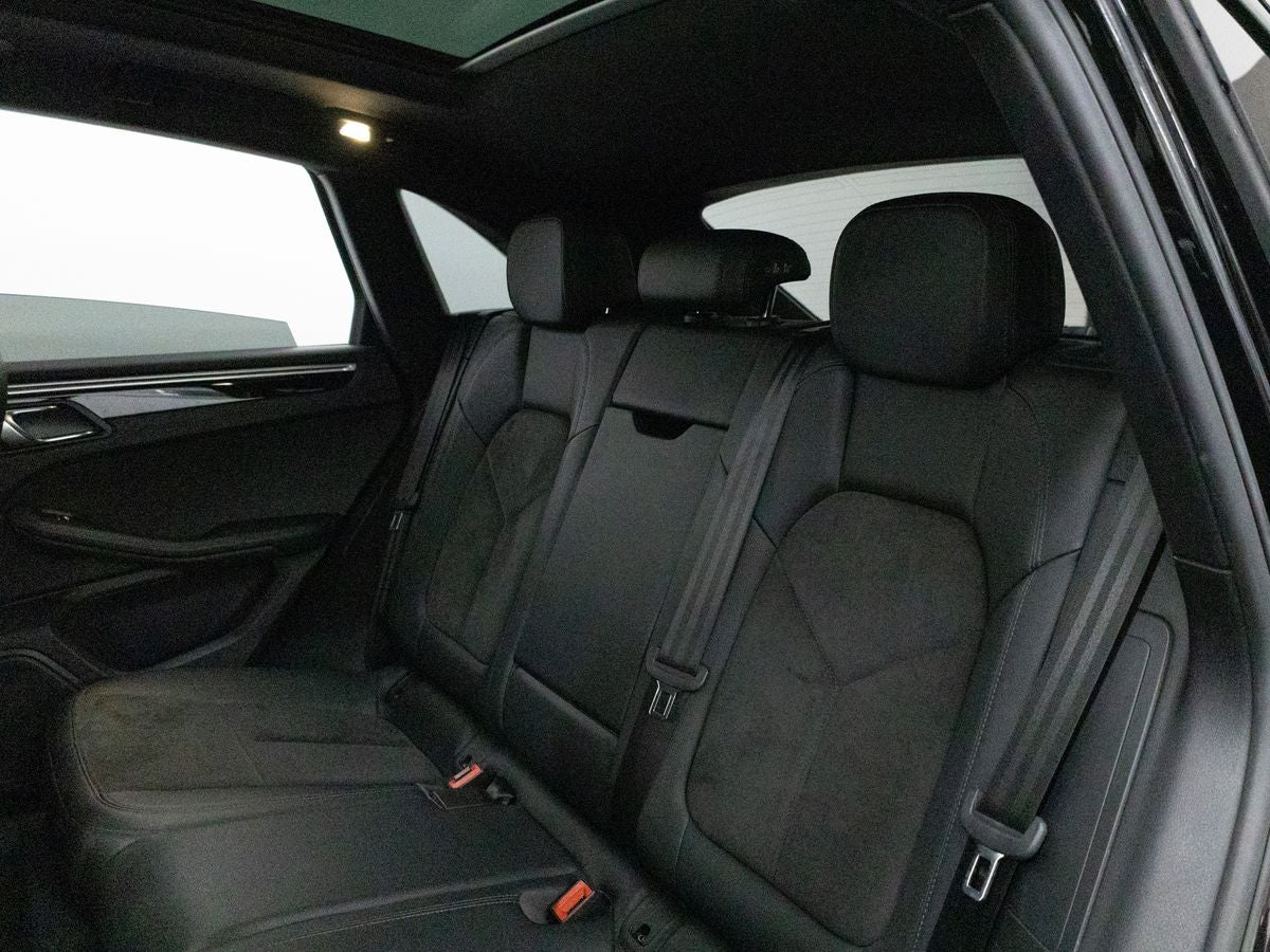 2018 Porsche Macan Macan
