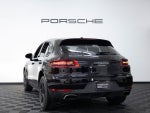 2018 Porsche Macan Macan