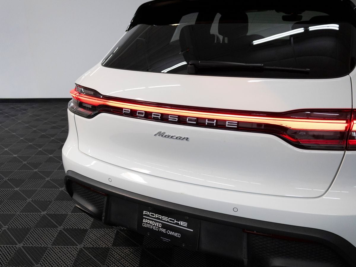 2023 Porsche Macan Macan