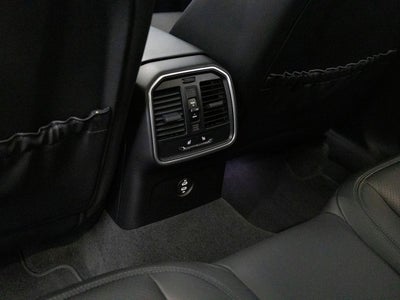 2023 Porsche Macan Macan