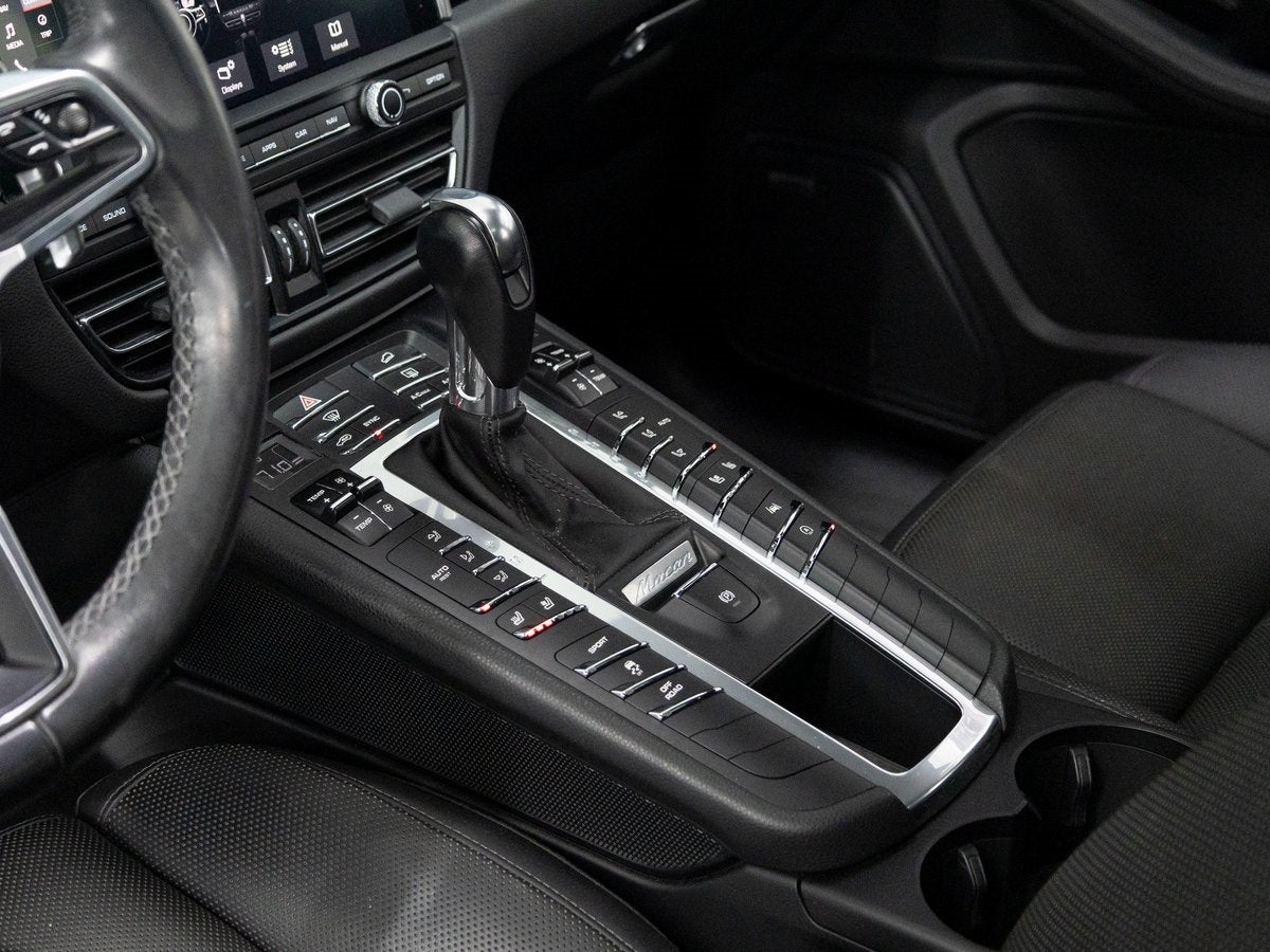 2019 Porsche Macan Base