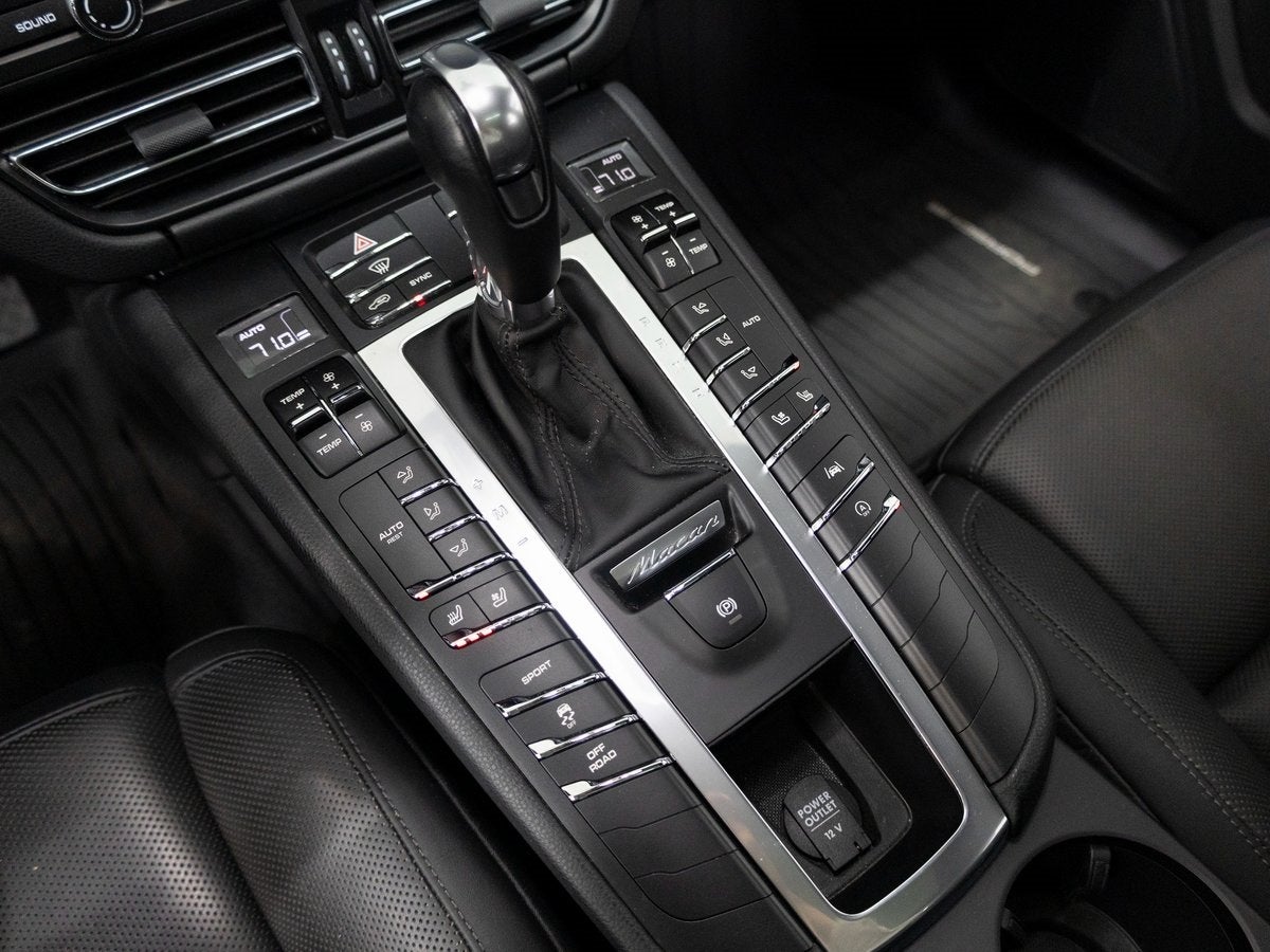 2019 Porsche Macan Base