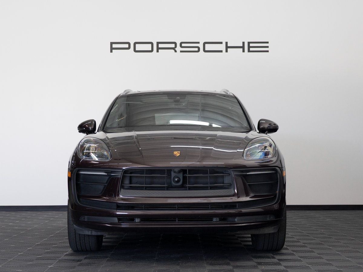 2024 Porsche Macan Base