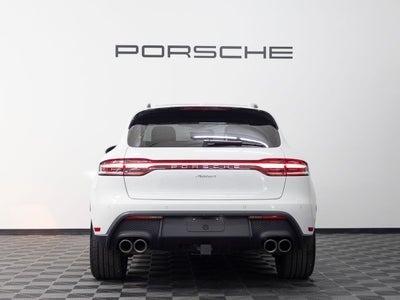 2025 Porsche Macan Base