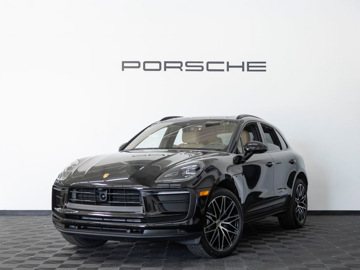 2026 Porsche Macan Macan