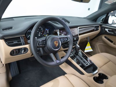 2026 Porsche Macan Macan