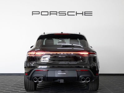 2026 Porsche Macan Macan