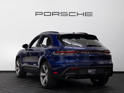 2025 Porsche Macan Base
