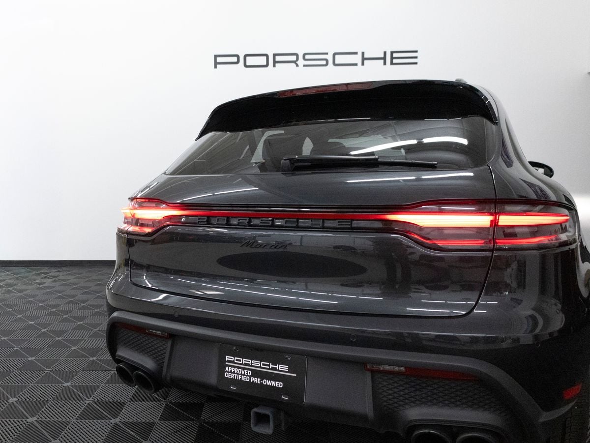 2023 Porsche Macan Macan (MY23)