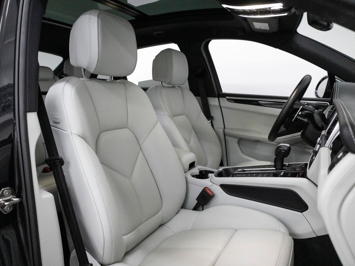 2023 Porsche Macan Macan (MY23)