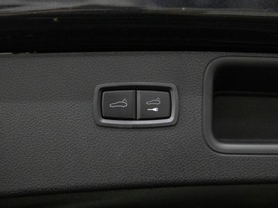 2023 Porsche Macan Macan (MY23)