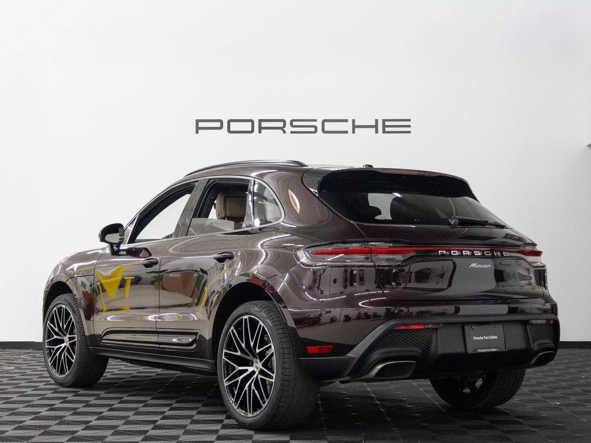 2026 Porsche Macan Base