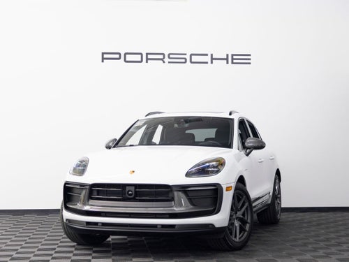 2026 Porsche Macan Base