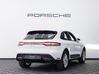 2026 Porsche Macan Base
