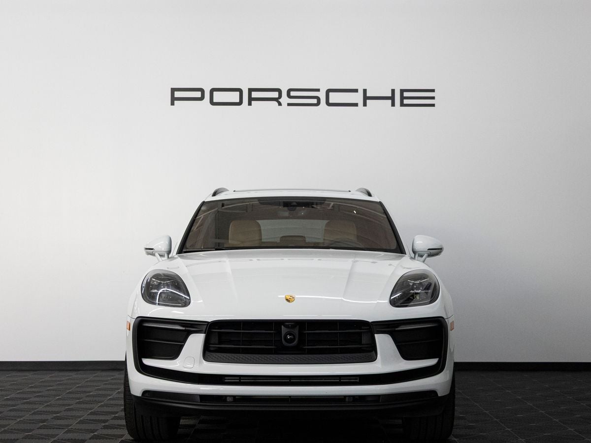 2026 Porsche Macan Macan